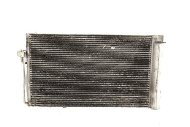 HLADILNIK KLIME OEM N. 64508381362 ORIGINAL REZERVNI DEL BMW SERIE 5 E60 E61 (2003 - 2010) DIESEL LETNIK 2003