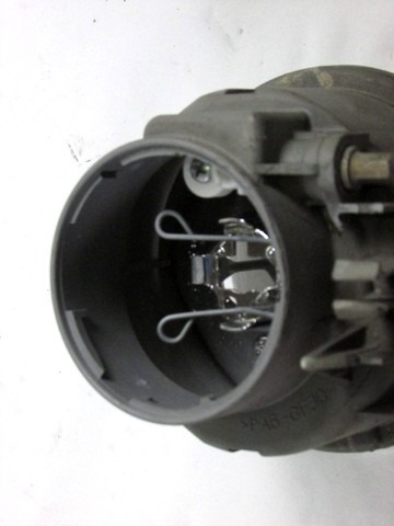 DESNA MEGLENKA OEM N. 9648947780 ORIGINAL REZERVNI DEL CITROEN C3 / PLURIEL MK1R (09/2005 - 11/2010) BENZINA LETNIK 2006