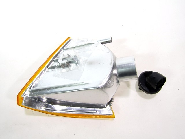 SPREDNJI INDIKATOR OEM N. 95619021 ORIGINAL REZERVNI DEL CITROEN AX (1986 - 1998)BENZINA LETNIK 1991