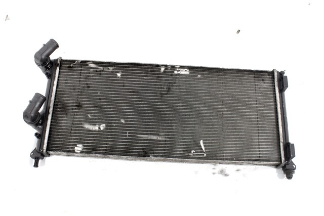 RADIATOR VODE OEM N. 51861635 ORIGINAL REZERVNI DEL FIAT DOBLO 223 MK1 R (2005 - 2009) DIESEL LETNIK 2006