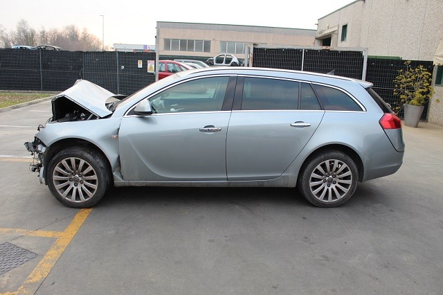 OPEL INSIGNIA A SW 2.0 D 96KW 6M 5P (2010) RICAMBI IN MAGAZZINO