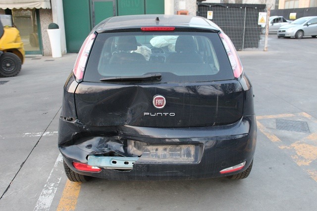 FIAT PUNTO 1.4 G 57KW 5M 5P (2015) RICAMBI IN MAGAZZINO