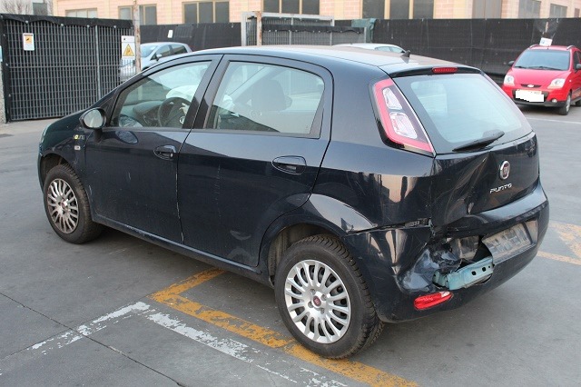 FIAT PUNTO 1.4 G 57KW 5M 5P (2015) RICAMBI IN MAGAZZINO