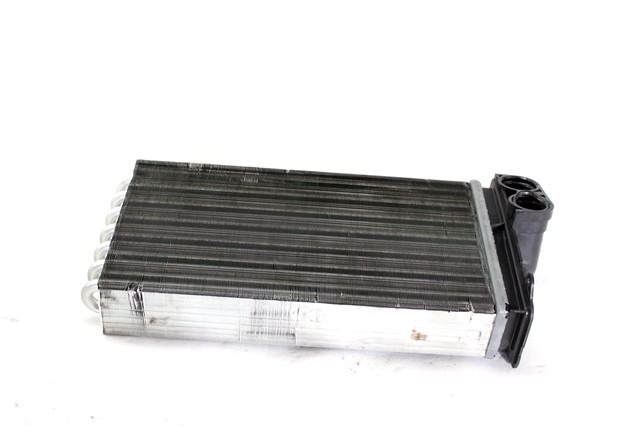 GRELEC RADIATORJA OEM N. 6448K9 ORIGINAL REZERVNI DEL CITROEN C3 / PLURIEL MK1R (09/2005 - 11/2010) BENZINA/GPL LETNIK 2009