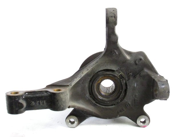 VRTLJIVI LEZAJ DESNO / PESTO KOLESA Z LEZAJEM SPREDAJ OEM N. 8200322078 ORIGINAL REZERVNI DEL RENAULT LAGUNA BG0/1 KG0/1 MK2 BER/SW (11/2000 - 12/2004) BENZINA LETNIK 2001