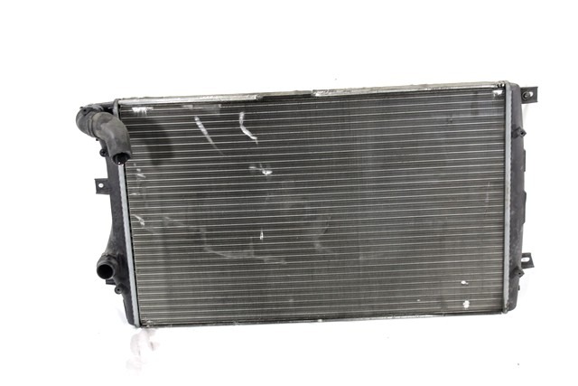 RADIATOR VODE OEM N. 1K0121253AA ORIGINAL REZERVNI DEL SEAT LEON 1P1 MK2 (2005 - 2012) DIESEL LETNIK 2008