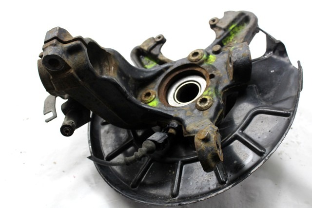 LEVI VRTLJIVI LEZAJ / PESTO KOLESA Z LEZAJEM SPREDAJ OEM N. 1K0407255T ORIGINAL REZERVNI DEL SEAT LEON 1P1 MK2 (2005 - 2012) DIESEL LETNIK 2008