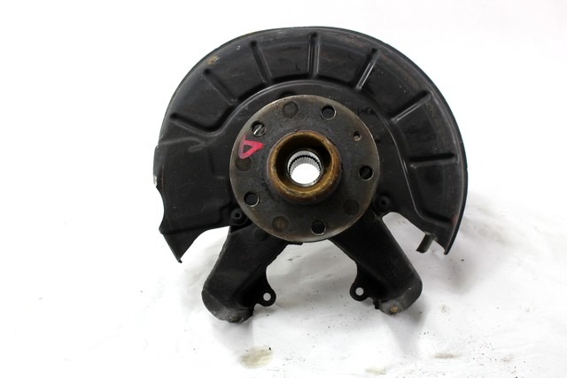 VRTLJIVI LEZAJ DESNO / PESTO KOLESA Z LEZAJEM SPREDAJ OEM N. 1K0407256T ORIGINAL REZERVNI DEL SEAT LEON 1P1 MK2 (2005 - 2012) DIESEL LETNIK 2008