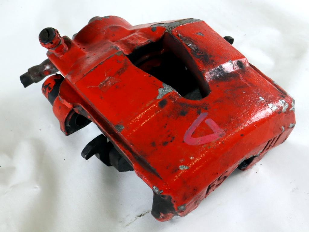 SPREDNJE DESNE ZAVORNE CELJUSTI  OEM N. 1K0615124D ORIGINAL REZERVNI DEL SEAT LEON 1P1 MK2 (2005 - 2012) DIESEL LETNIK 2008