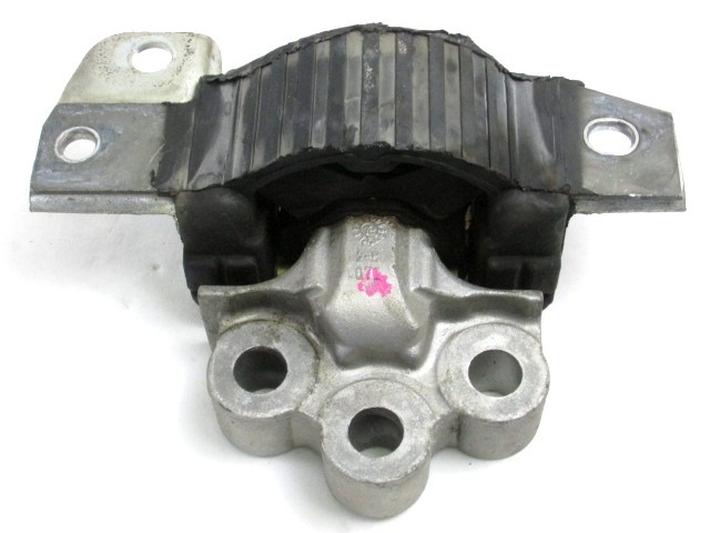 NOSILCI MOTORJA/DRUGO OEM N. 51879252 ORIGINAL REZERVNI DEL FIAT PUNTO 199 MK3 (2011 - 2017)BENZINA/GPL LETNIK 2015