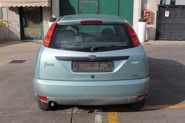 FORD FOCUS 1.8 D 66KW 5M 5P (2001) RICAMBI IN MAGAZZINO