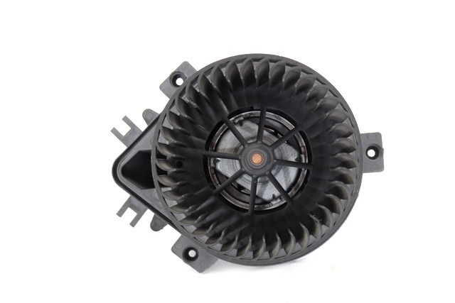 VENTILATOR  KABINE  OEM N. 67326935371 ORIGINAL REZERVNI DEL MINI ONE / COOPER / COOPER S R50 R52 R53 (2001-2006) DIESEL LETNIK 2004