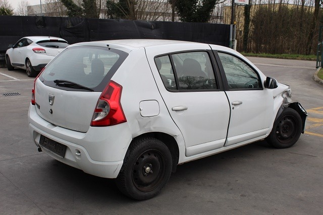 DACIA SANDERO 1.4 G 55KW 5M 5P (2009) RICAMBI IN MAGAZZINO