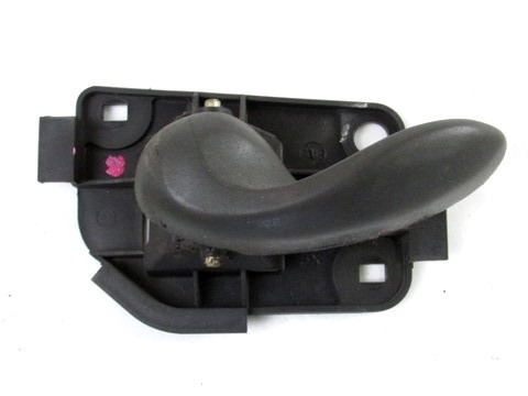 NOTRANJA KLJUKA  OEM N. 735268773 ORIGINAL REZERVNI DEL FIAT PUNTO 188 188AX MK2 (1999 - 2003) BENZINA LETNIK 2002