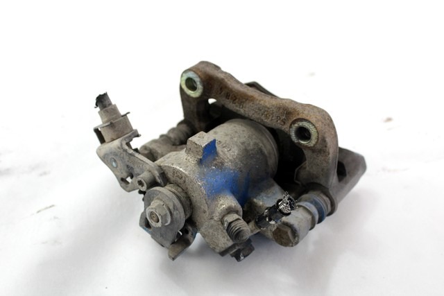 ZADNJE DESNE ZAVORNE CELJUSTI  OEM N. 1J0615424H ORIGINAL REZERVNI DEL AUDI A3 MK1 8L 8L1 3P/5P (1996 - 2000) DIESEL LETNIK 2000