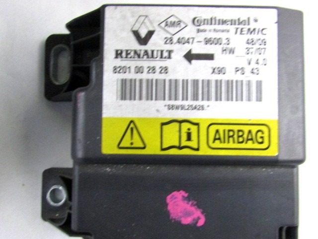 KIT AIRBAG KOMPLET OEM N. 27576 KIT AIRBAG COMPLETO ORIGINAL REZERVNI DEL DACIA SANDERO MK1 (2008 - 2012) BENZINA/GPL LETNIK 2009