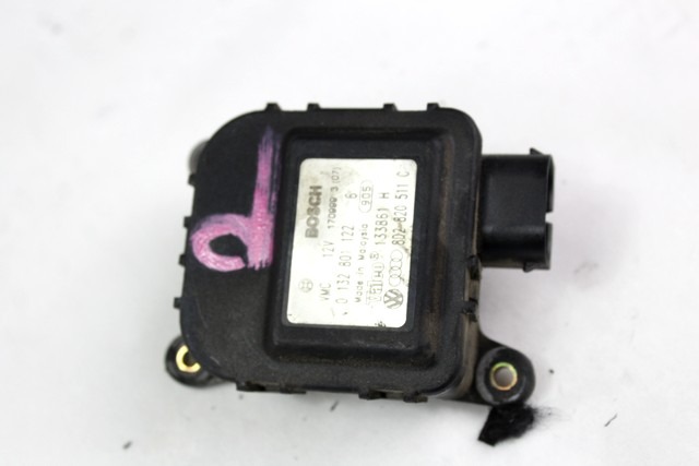 MOTORCEK OGREVANJA OEM N. 8D2820511C ORIGINAL REZERVNI DEL AUDI A3 MK1 8L 8L1 3P/5P (1996 - 2000) DIESEL LETNIK 2000