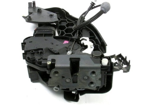 CENTRALNO ZAKLEPANJE ZADNJIH DESNIH VRAT OEM N. 30699803 ORIGINAL REZERVNI DEL VOLVO V50 545 (2004 - 05/2007) DIESEL LETNIK 2005