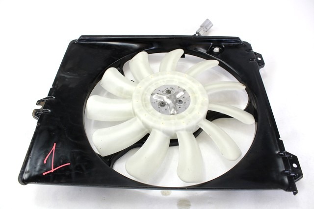 VENTILATOR HLADILNIKA OEM N. 71746871 ORIGINAL REZERVNI DEL FIAT SEDICI FY (2006 - 4/2009) DIESEL LETNIK 2006