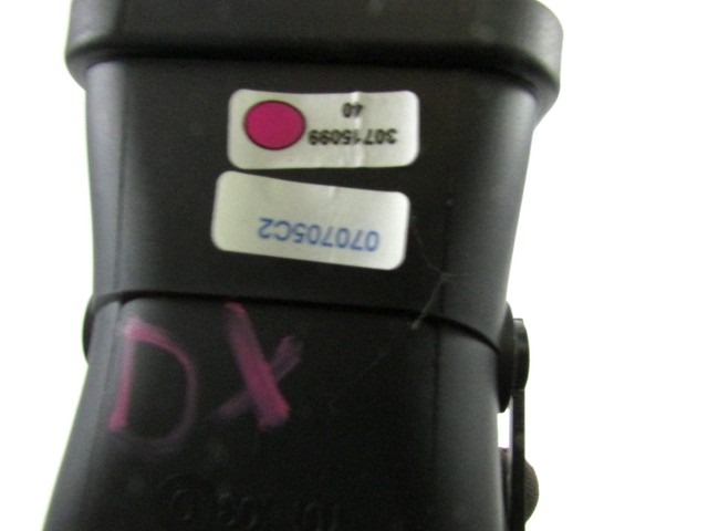 ODVOD ZRAKA OEM N. 30715099 ORIGINAL REZERVNI DEL VOLVO V50 545 (2004 - 05/2007) DIESEL LETNIK 2005