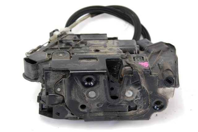 CENTRALNI ZAKLEP SPREDNJIH VRAT  OEM N. 5N1837016C ORIGINAL REZERVNI DEL SEAT IBIZA 6J5 6P1 MK4 BER/SW (2008 - 2012)DIESEL LETNIK 2012