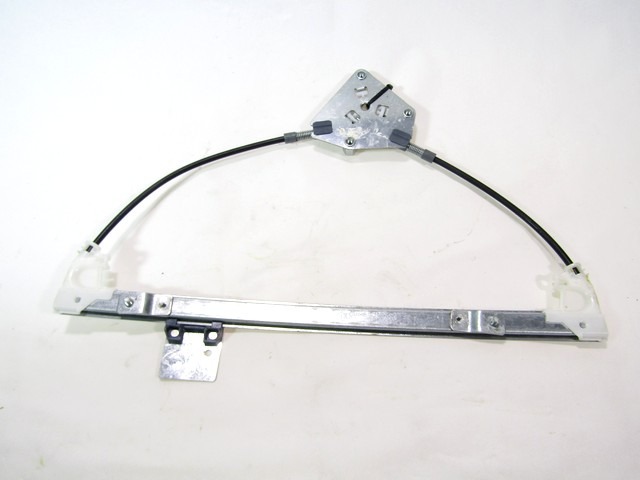 MEHANIZEM ZA ZADNJA VRATA  OEM N. BP4K72590E ORIGINAL REZERVNI DEL MAZDA 3 MK1 BK (2003 - 2009)DIESEL LETNIK 2005