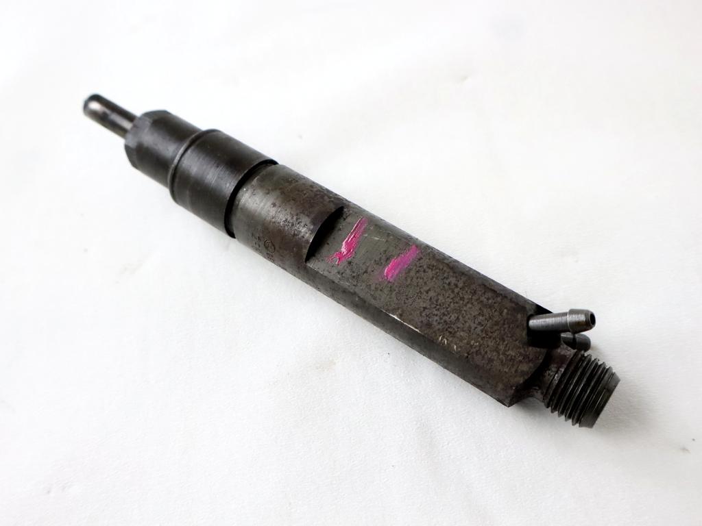 INJEKTORJI DIESEL OEM N. 028130201T ORIGINAL REZERVNI DEL AUDI A3 MK1 8L 8L1 3P/5P (1996 - 2000) DIESEL LETNIK 2000