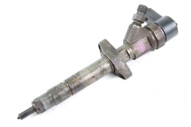 INJEKTORJI DIESEL OEM N. 8200101135 ORIGINAL REZERVNI DEL NISSAN INTERSTAR X70 (2002 - 2016)DIESEL LETNIK 2002