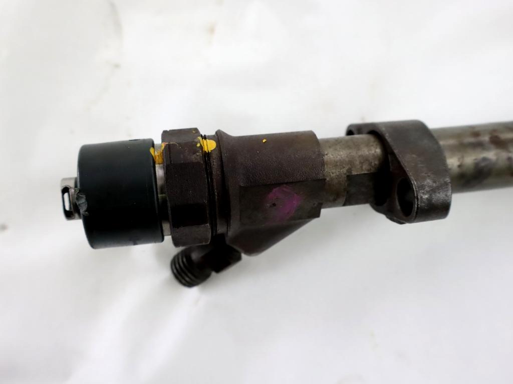 INJEKTORJI DIESEL OEM N. 8200101135 ORIGINAL REZERVNI DEL NISSAN INTERSTAR X70 (2002 - 2016)DIESEL LETNIK 2002