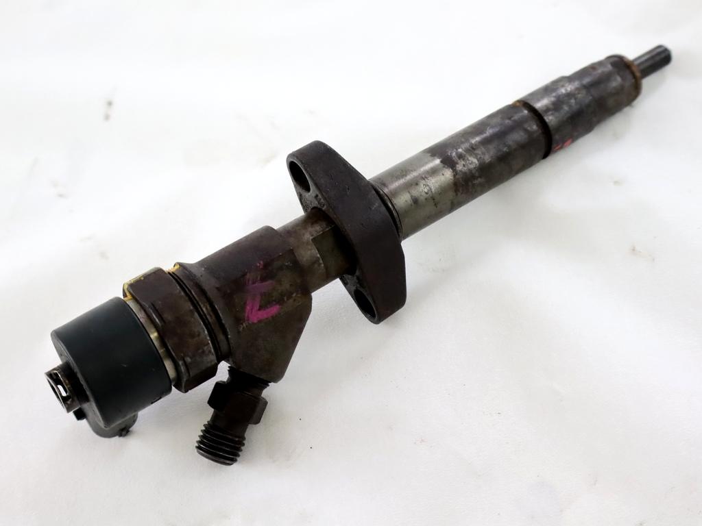 INJEKTORJI DIESEL OEM N. 8200101135 ORIGINAL REZERVNI DEL NISSAN INTERSTAR X70 (2002 - 2016)DIESEL LETNIK 2002