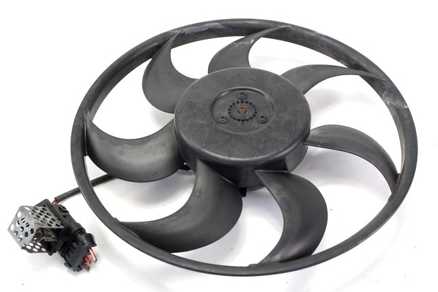 VENTILATOR HLADILNIKA OEM N. 13205947 ORIGINAL REZERVNI DEL OPEL ASTRA H A04 L48 L08 L35 L67 R 5P/3P/SW (2007 - 2010) BENZINA LETNIK 2007