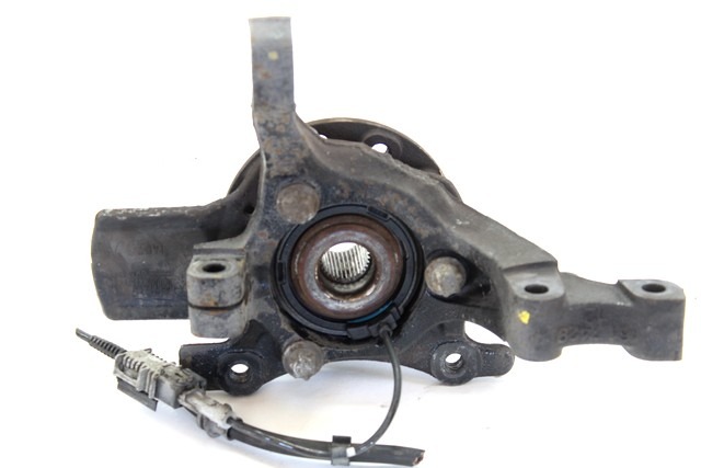 LEVI VRTLJIVI LEZAJ / PESTO KOLESA Z LEZAJEM SPREDAJ OEM N. 13156047 ORIGINAL REZERVNI DEL OPEL ASTRA H A04 L48 L08 L35 L67 R 5P/3P/SW (2007 - 2010) BENZINA LETNIK 2007