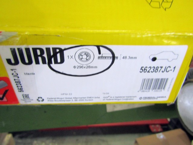 SPREDNJI ZAVORNI DISKI OEM N. 1K0615301AA ORIGINAL REZERVNI DEL AUDI A3 MK2 8P 8PA 8P1 (2003 - 2008)DIESEL LETNIK 2004