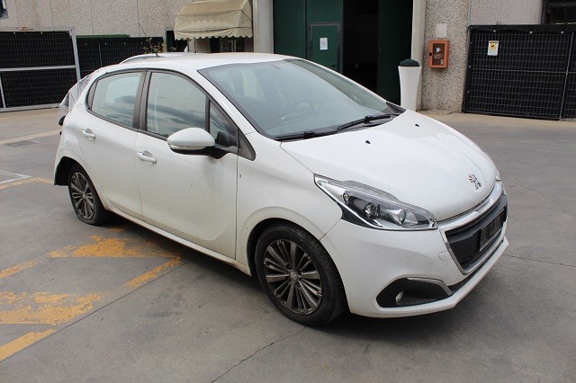 PEUGEOT 208 1.6 D 55KW 5M 5P (2015) RICAMBI IN MAGAZZINO