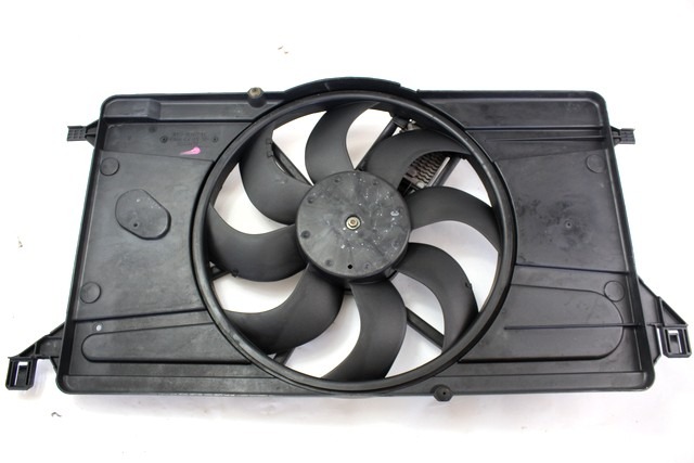 VENTILATOR HLADILNIKA OEM N. 3M51-8C607-EC ORIGINAL REZERVNI DEL FORD FOCUS DA HCP DP MK2 R BER/SW (2008 - 2011) BENZINA LETNIK 2008