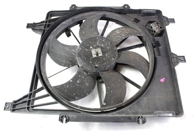 VENTILATOR HLADILNIKA OEM N. 7700428659 ORIGINAL REZERVNI DEL RENAULT CLIO BB CB MK2 (04/1998 - 04/2001) BENZINA LETNIK 2000