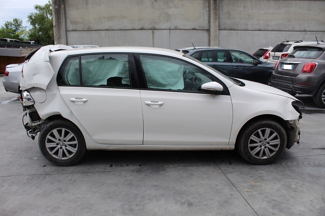 VOLKSWAGEN GOLF 6 1.6 D 66KW 5M 5P (2010) RICAMBI IN MAGAZZINO