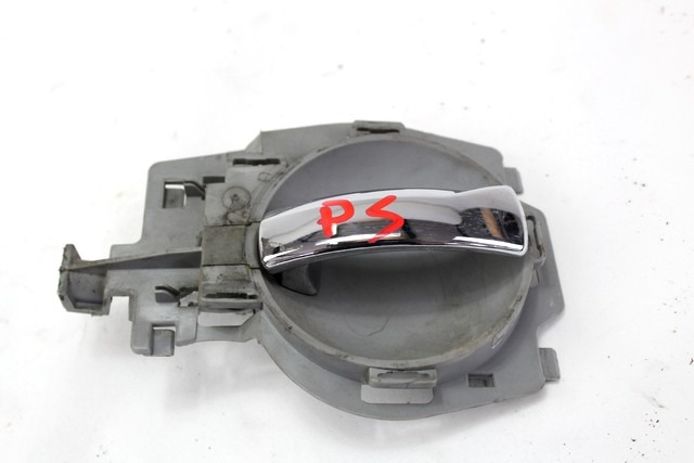 NOTRANJA KLJUKA  OEM N. 9647164677 ORIGINAL REZERVNI DEL CITROEN C3 / PLURIEL MK1R (09/2005 - 11/2010) BENZINA/GPL LETNIK 2006