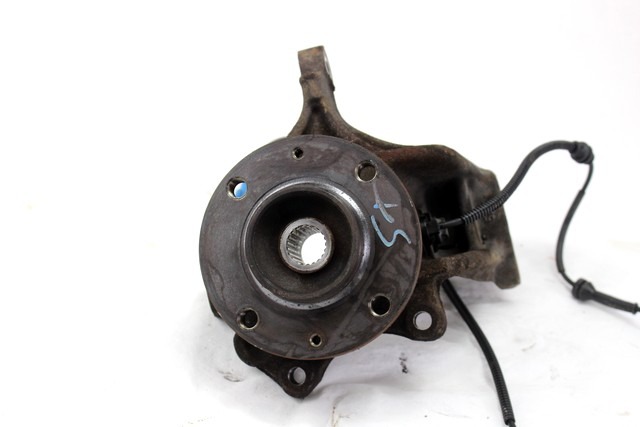 VRTLJIVI LEZAJ DESNO / PESTO KOLESA Z LEZAJEM SPREDAJ OEM N. 1607557580 ORIGINAL REZERVNI DEL CITROEN C3 / PLURIEL MK1R (09/2005 - 11/2010) BENZINA/GPL LETNIK 2006