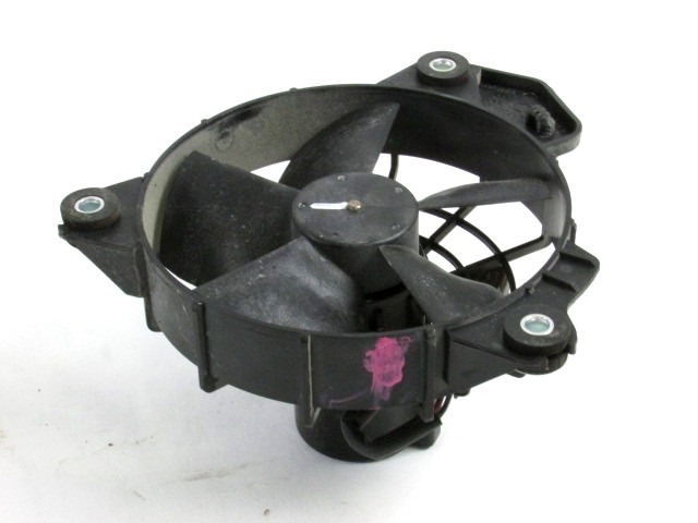 VENTILATOR  KABINE  OEM N. 8240708 ORIGINAL REZERVNI DEL RENAULT TWINGO BCM MK3 (DAL 2014)BENZINA LETNIK 2016