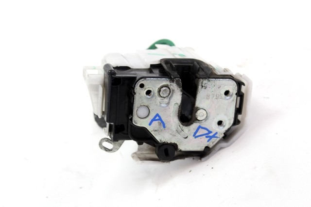 CENTRALNI ZAKLEP SPREDNJIH VRAT  OEM N. 50513051 ORIGINAL REZERVNI DEL ALFA ROMEO 159 939 BER/SW (2005 - 2013) DIESEL LETNIK 2008