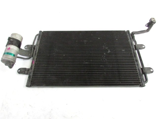 HLADILNIK KLIME OEM N. 1J0820411D ORIGINAL REZERVNI DEL AUDI A3 MK1 8L 8L1 3P/5P (1996 - 2000) DIESEL LETNIK 2000