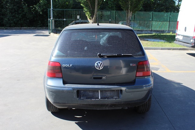 VOLKSWAGEN GOLF 4 1.9 D 74KW 5M 5P (2002) RICAMBI IN MAGAZZINO