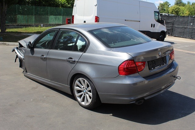 BMW 320D E90 2.0 145KW 5P D AUT (2011) RICAMBI IN MAGAZZINO