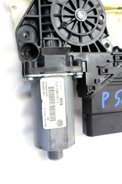 MEHANIZEM DVIGA ZADNJIH STEKEL  OEM N. 17872 SISTEMA ALZACRISTALLO PORTA POSTERIORE ELETT ORIGINAL REZERVNI DEL VOLKSWAGEN GOLF V 1K1 1K5 MK5 BER/SW (02/2004-11/2008) BENZINA LETNIK 2008