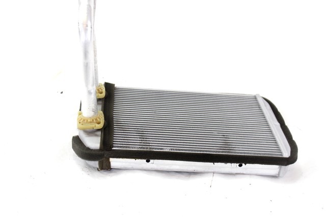 GRELEC RADIATORJA OEM N. 77364969 ORIGINAL REZERVNI DEL LANCIA DELTA 844 MK3 (2008 - 2014) DIESEL LETNIK 2010