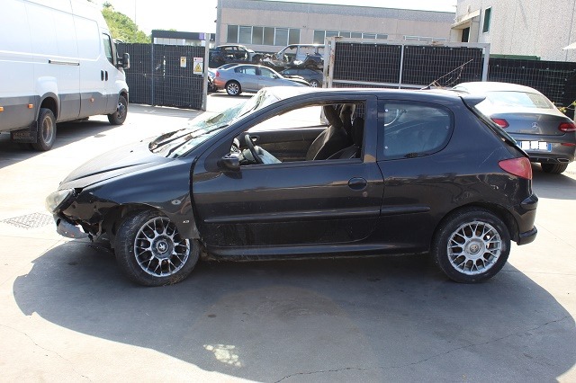 PEUGEOT 206 1.4 65KW 3P B 5M (2004) RICAMBI IN MAGAZZINO