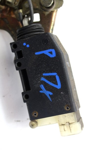 CENTRALNO ZAKLEPANJE ZADNJIH DESNIH VRAT OEM N. 4766861 ORIGINAL REZERVNI DEL SAAB 900 MK2 (1993 -1998)BENZINA LETNIK 1997