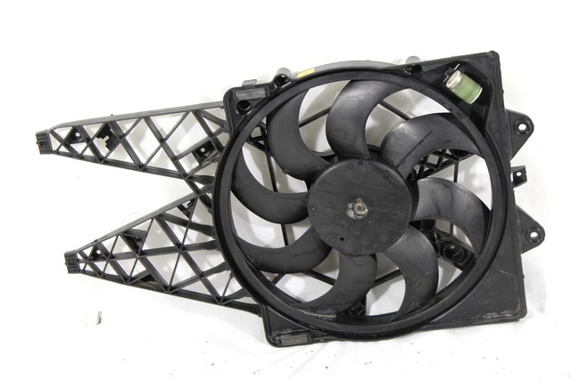 VENTILATOR HLADILNIKA OEM N. 51805133 ORIGINAL REZERVNI DEL LANCIA DELTA 844 MK3 (2008 - 2014) DIESEL LETNIK 2009