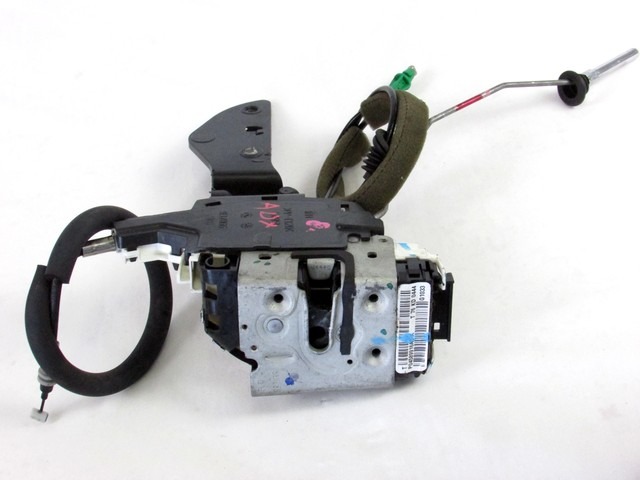 CENTRALNI ZAKLEP SPREDNJIH VRAT  OEM N. 04589916AG ORIGINAL REZERVNI DEL FIAT FREEMONT (2011 - 2015)DIESEL LETNIK 2014